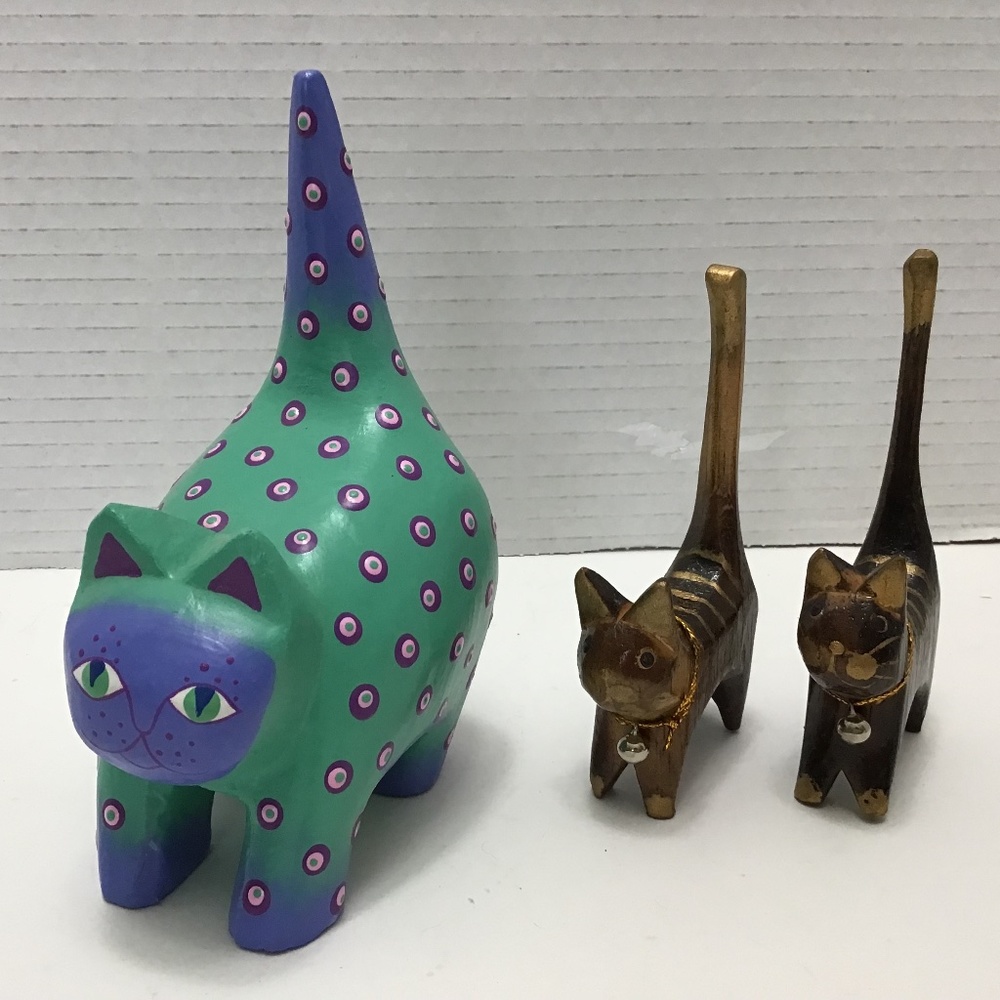 Bali Wood Cat Bali Wood Carving Purple Cat Bali Carved Wooden Cat Collectible